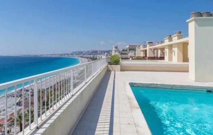 Le Royal, Cosy Seaside Studio Apartment นีซ ภายนอก รูปภาพ